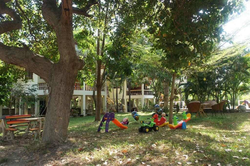 Cashew Nut Village Бофут Екстериор снимка